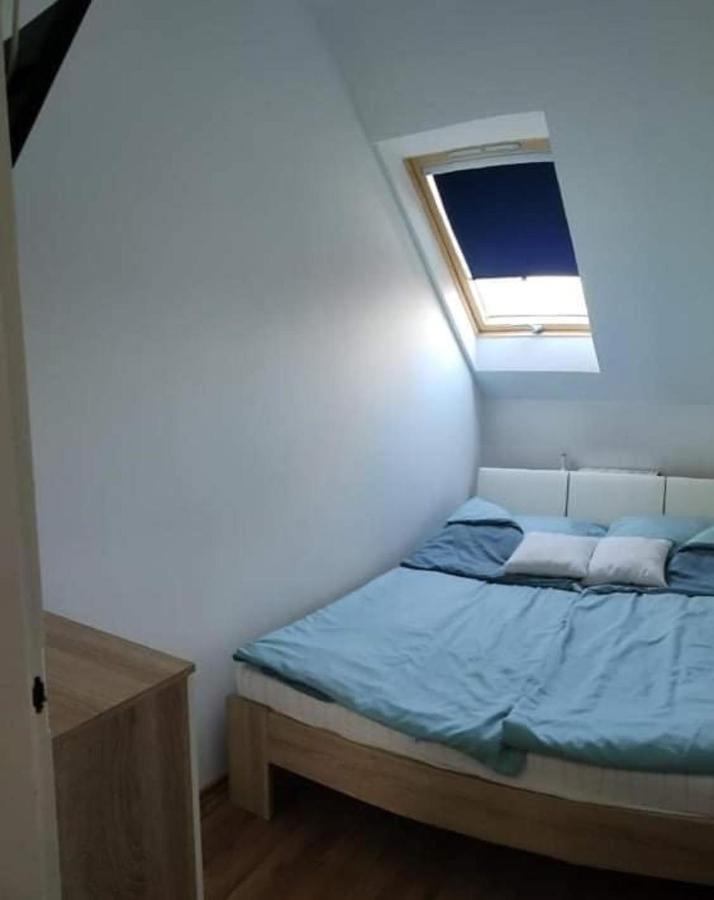 Nikolux Apartman Hajduszoboszlo Exterior photo