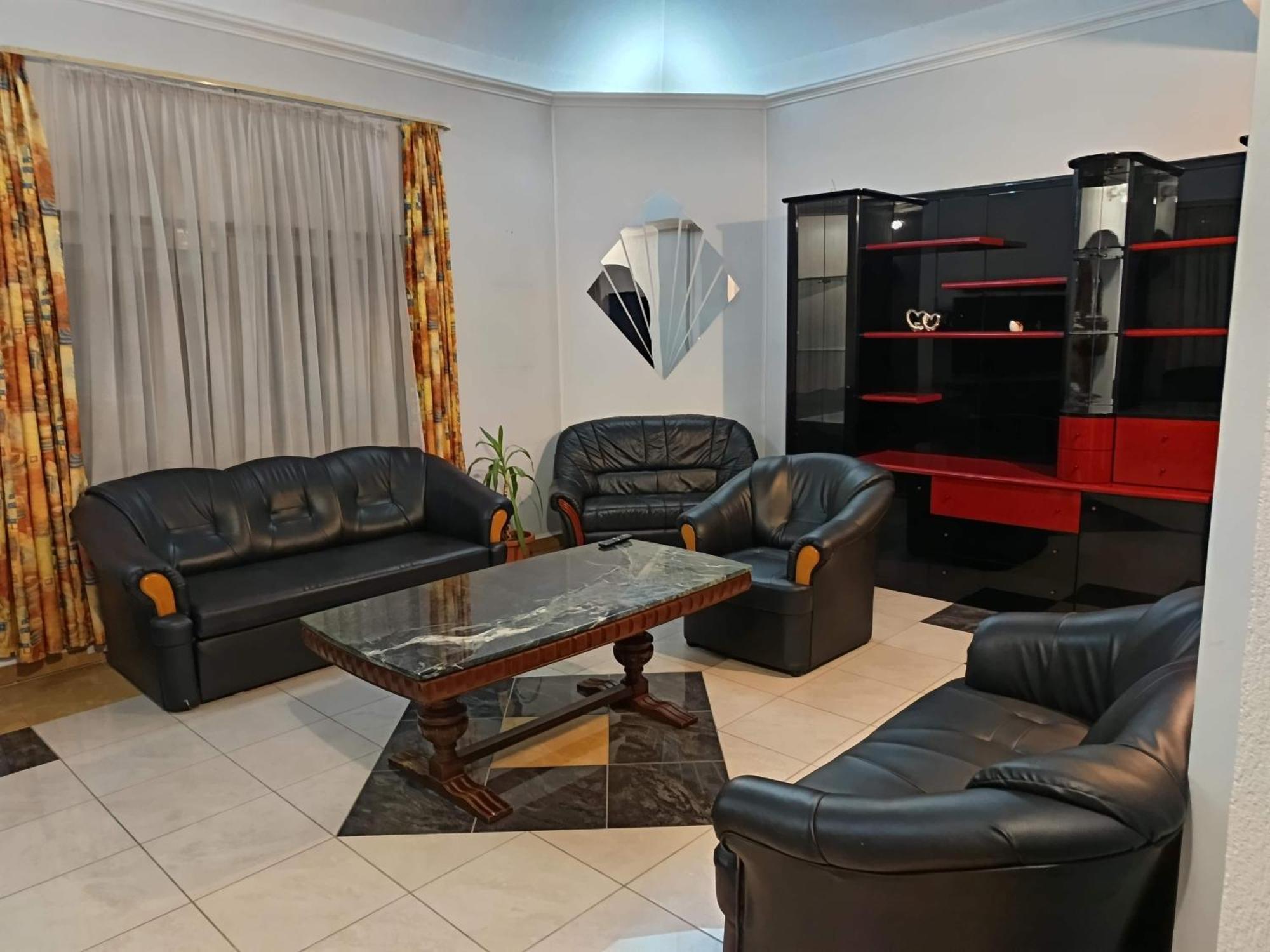 Nikolux Apartman Hajduszoboszlo Exterior photo